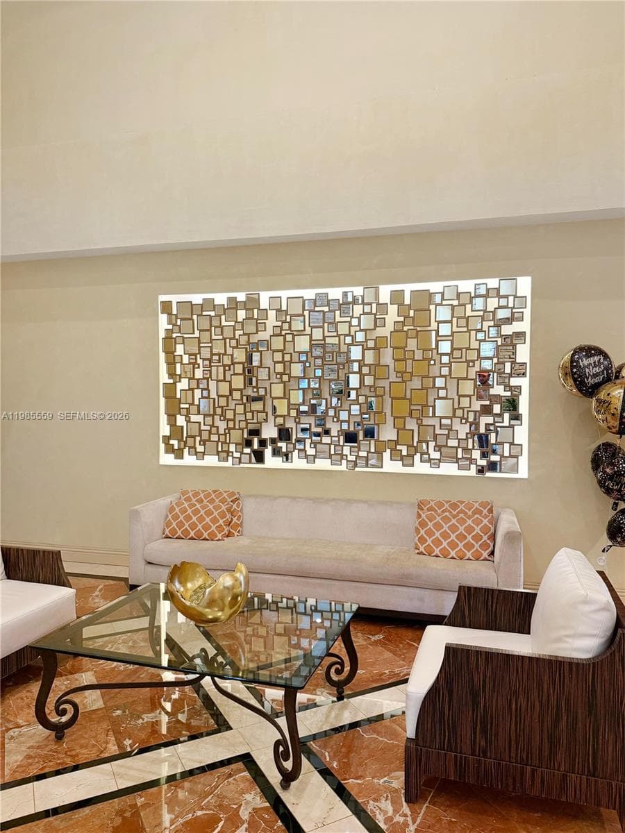 20281 E Country Club Dr 2409 photo 17