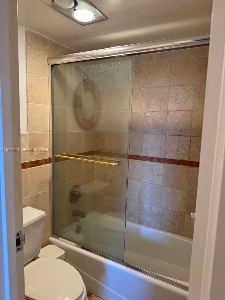 3675 N Country Club Dr 508 photo 8