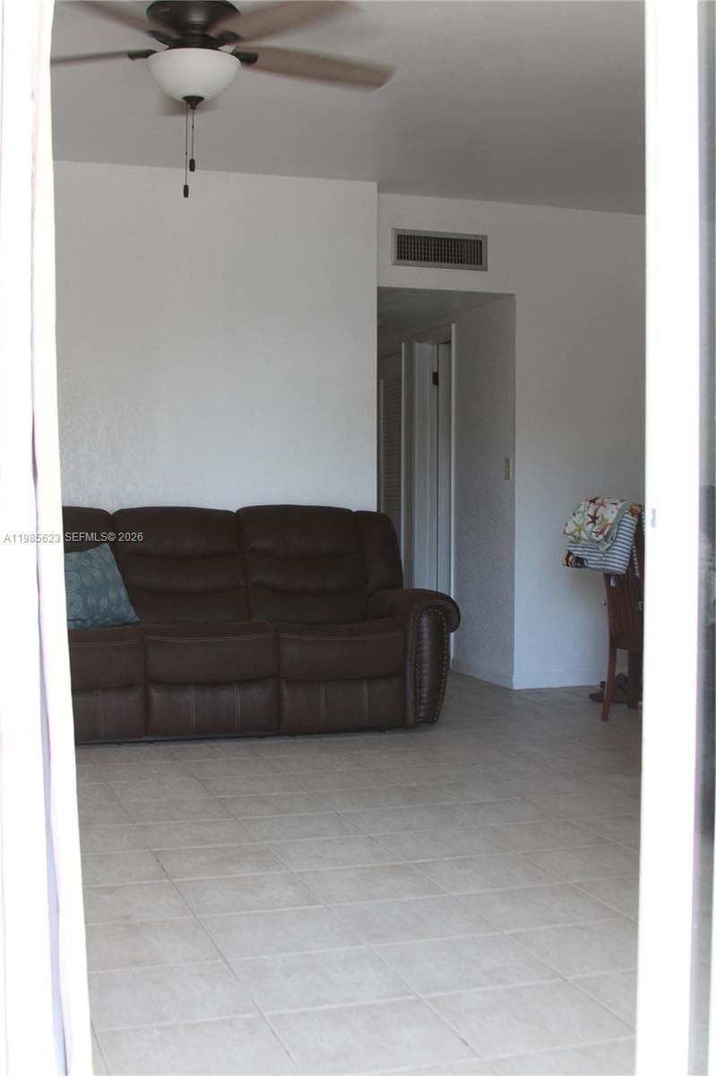 1300 Ocean Blvd 111 photo 25