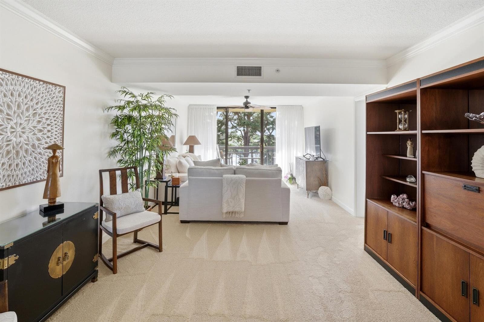 2101 Marina Isle Way #404 4