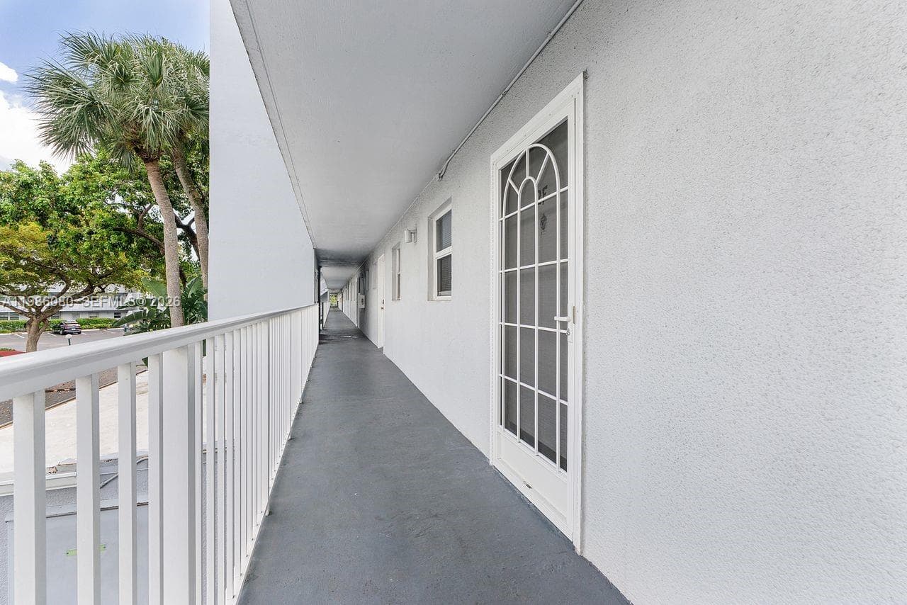 109 Royal Park Dr 2F photo 23