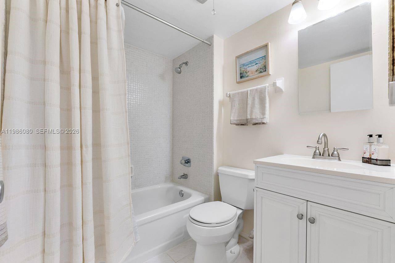 109 Royal Park Dr 2F photo 17