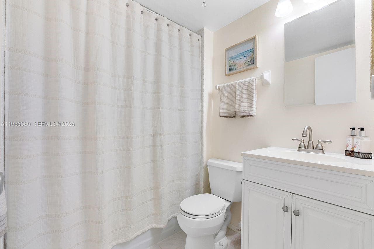 109 Royal Park Dr 2F photo 16