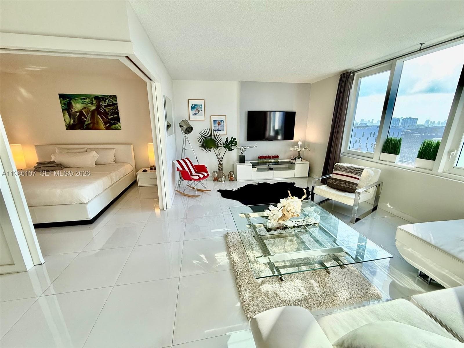 2301 Collins Ave 931 photo 3