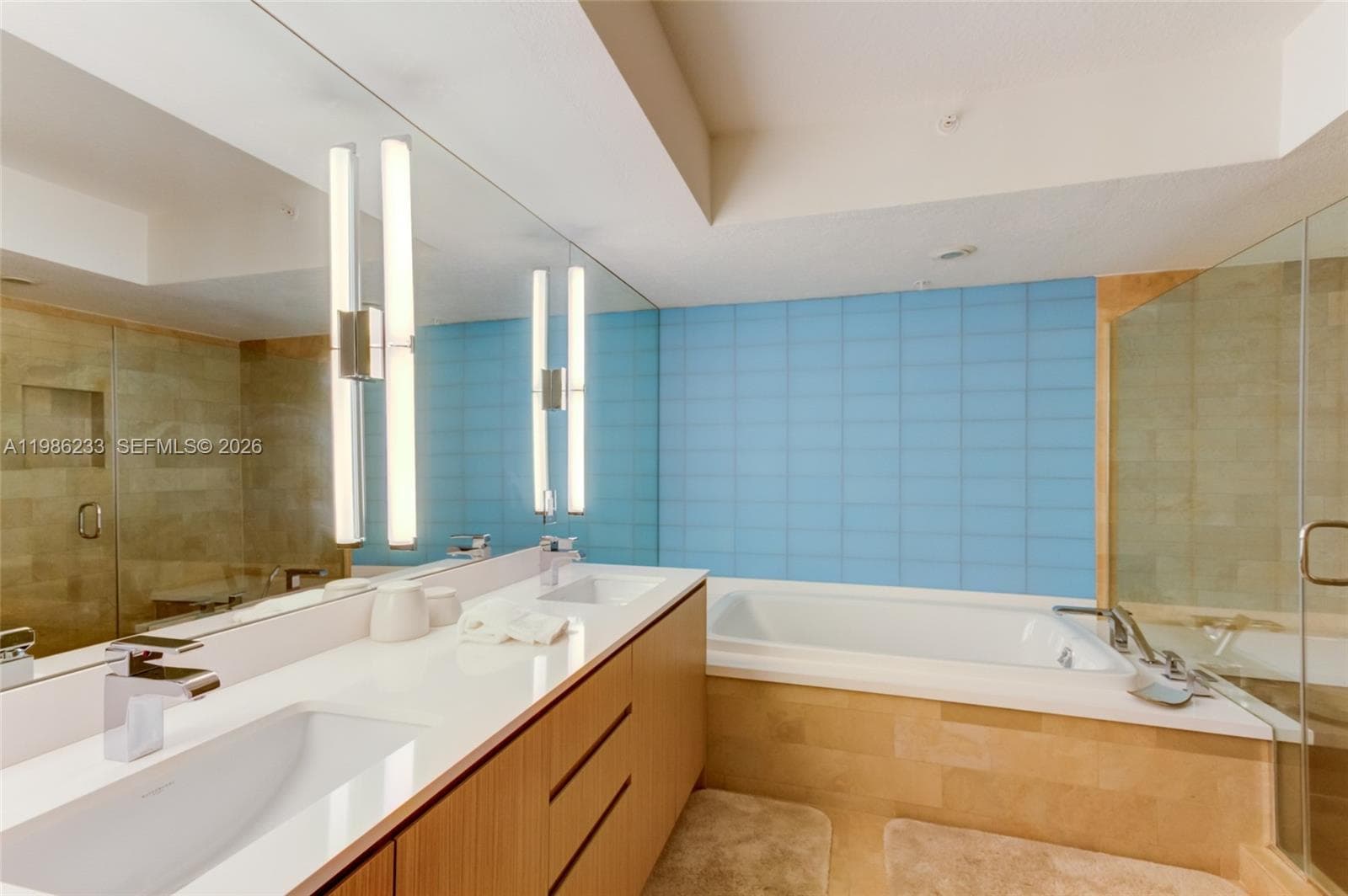 1500 Ocean Dr 601 photo 14