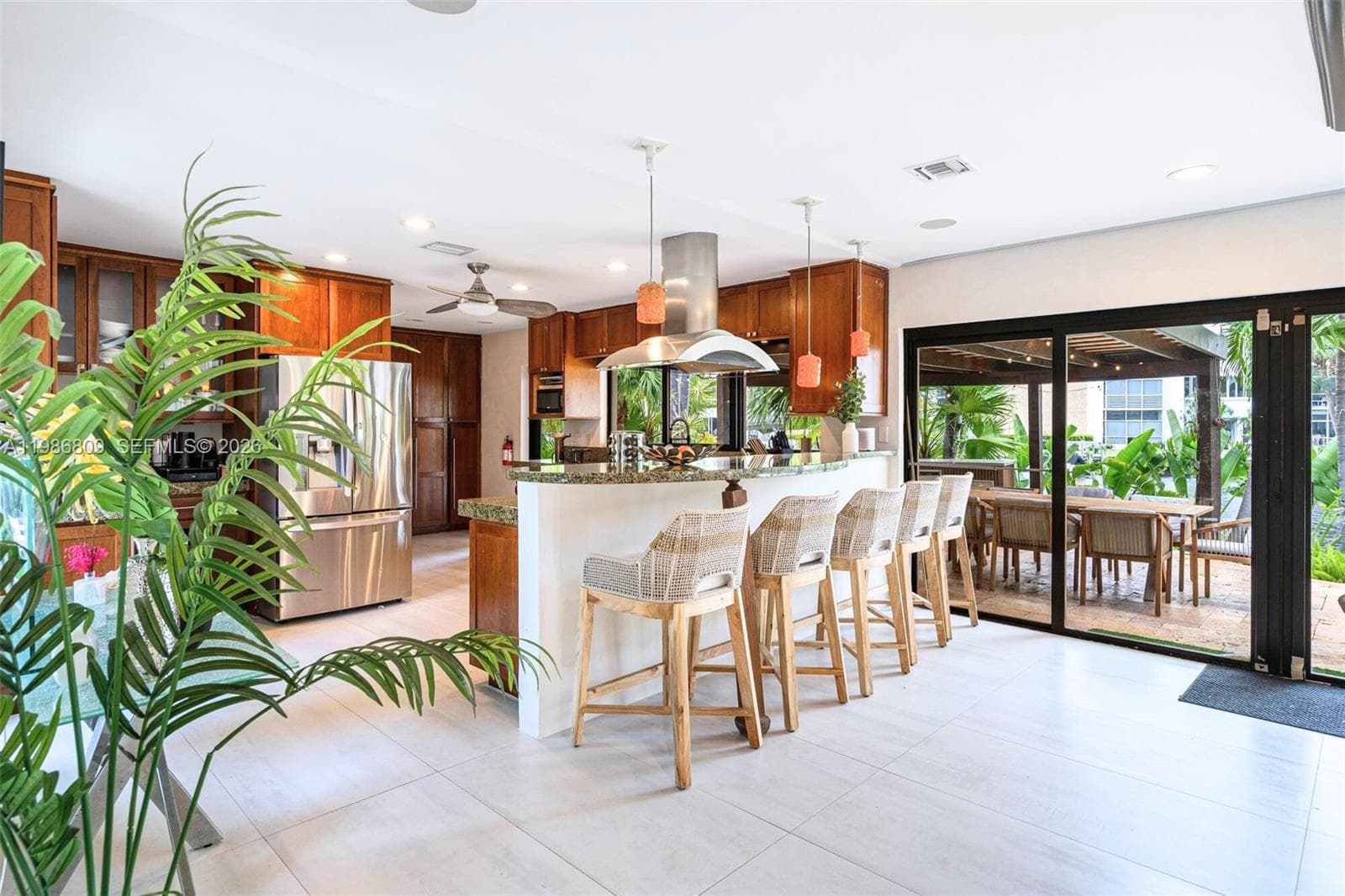 1675 Coral Gardens Dr photo 8