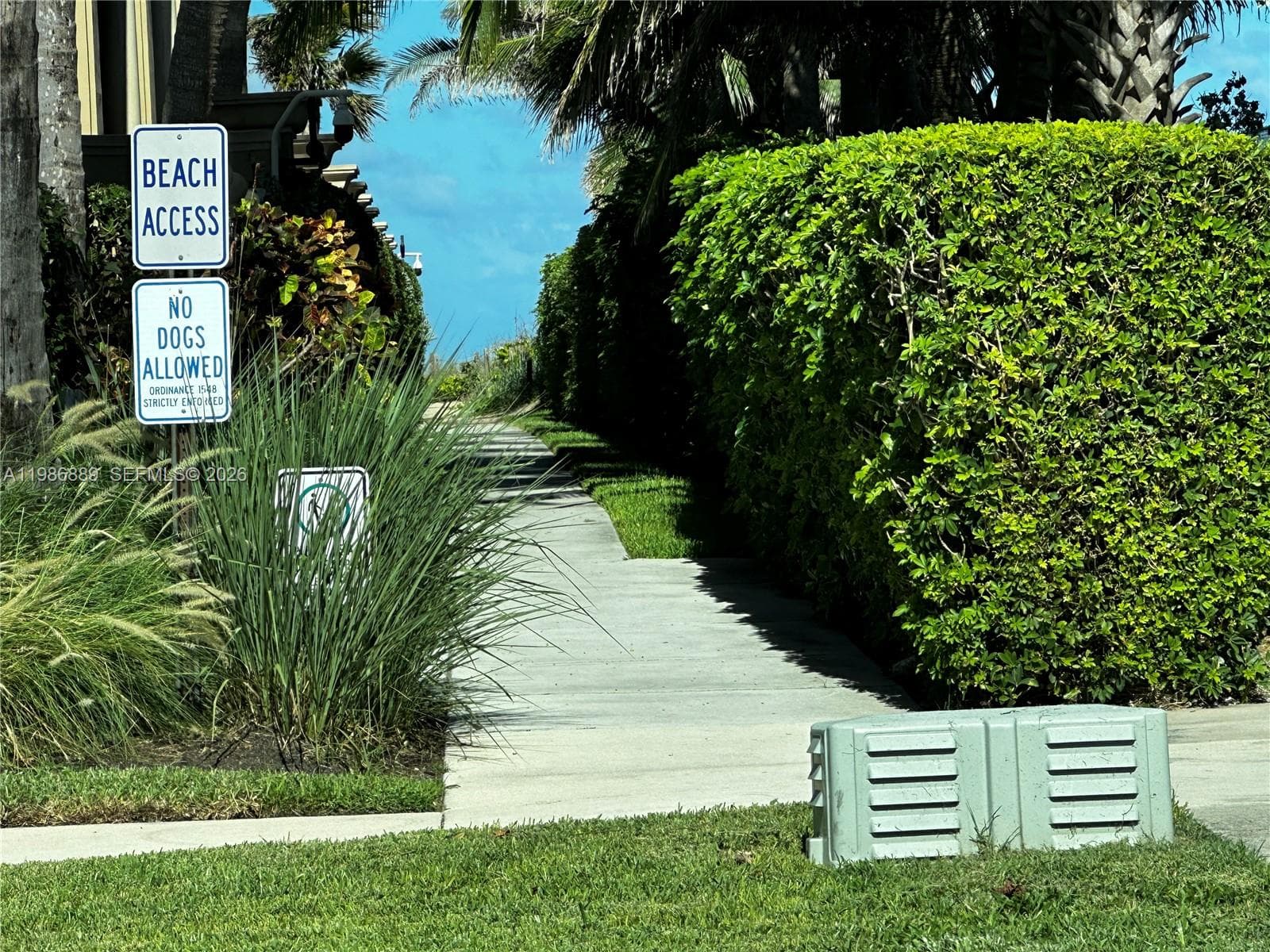 2851 Ocean Boulevard 6 V photo 9