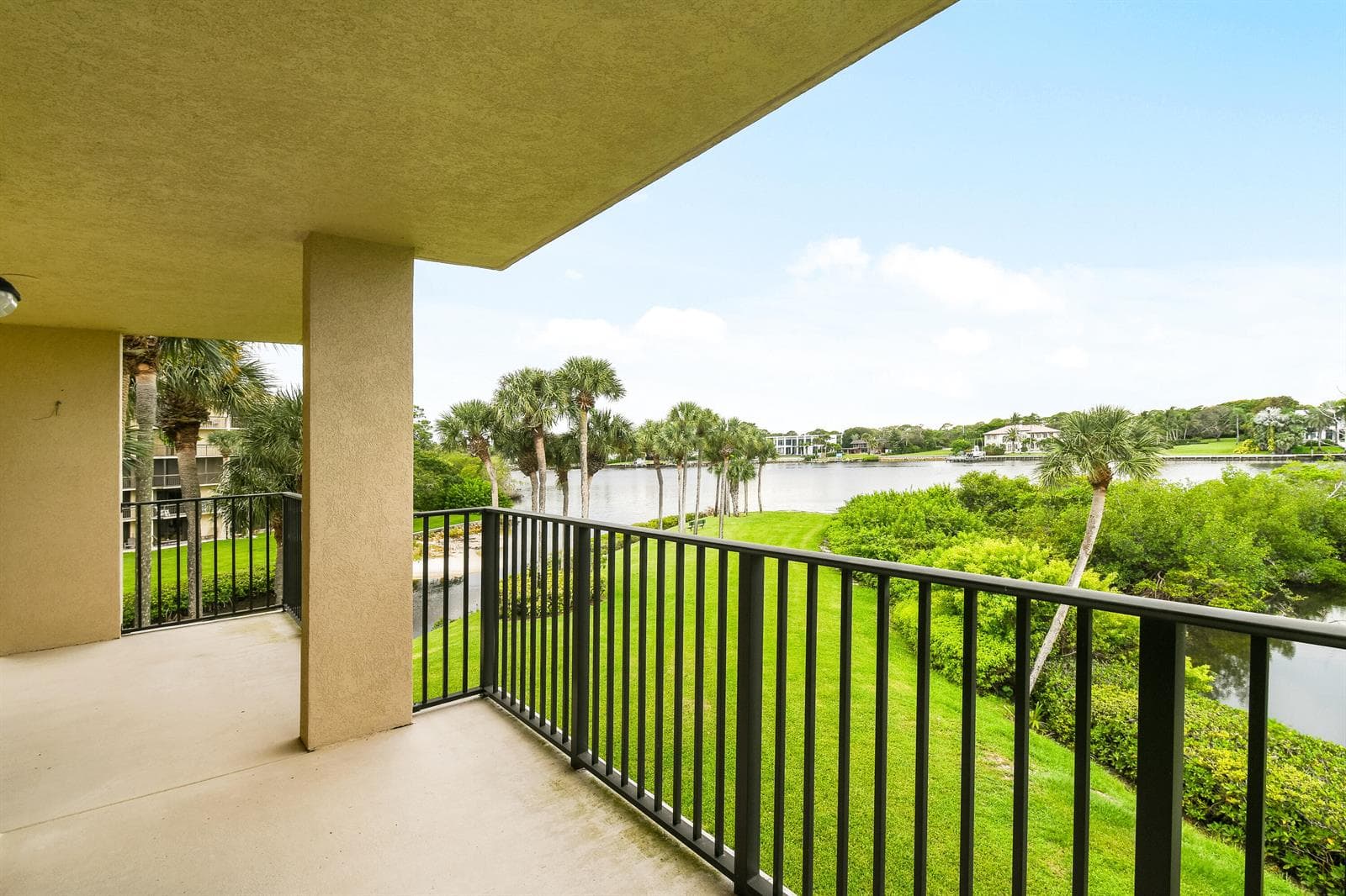 1701 Marina Isle Way #301 3