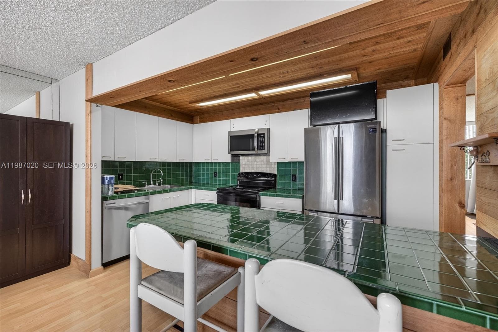 3350 NE 192nd St 5H-B photo 13
