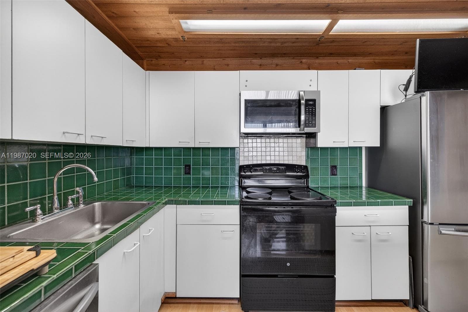 3350 NE 192nd St 5H-B photo 15