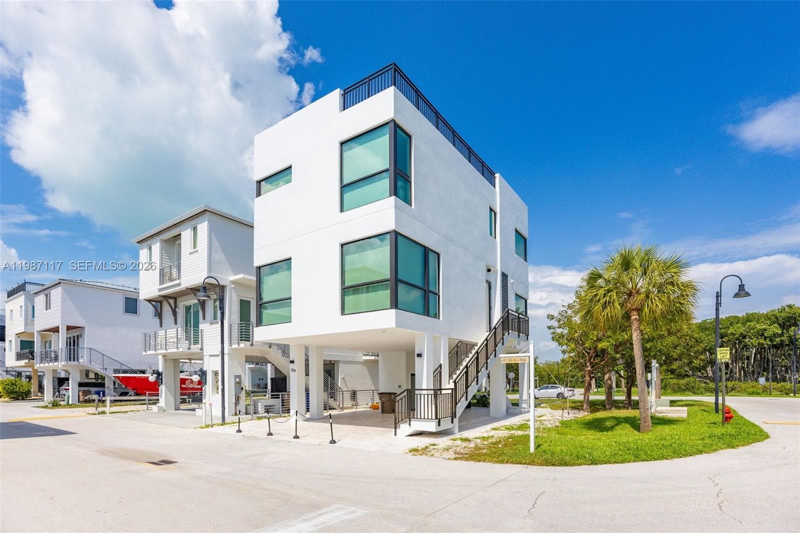 94825 Overseas Hwy 209 1