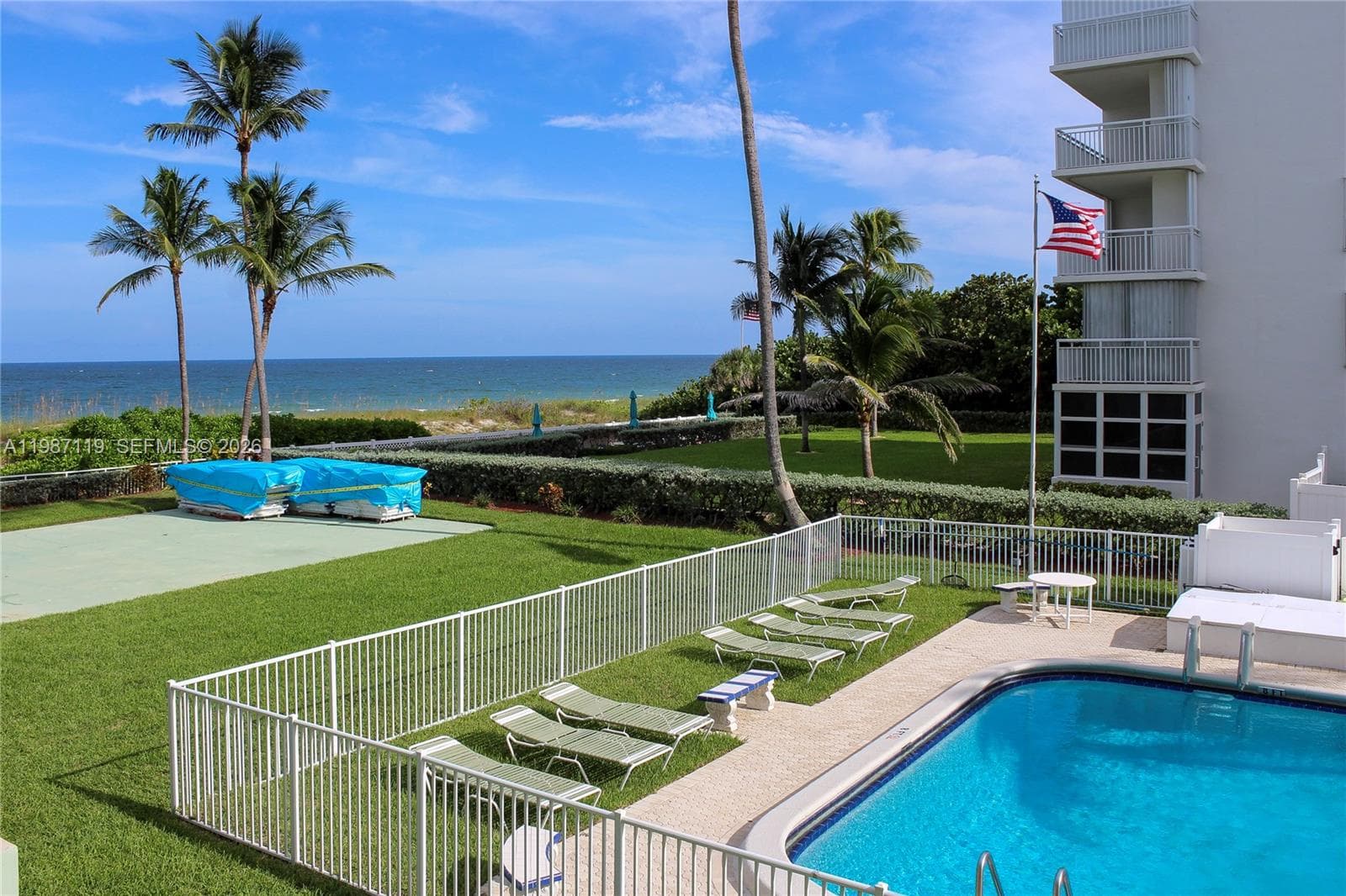 1750 S Ocean Blvd 509E photo 4