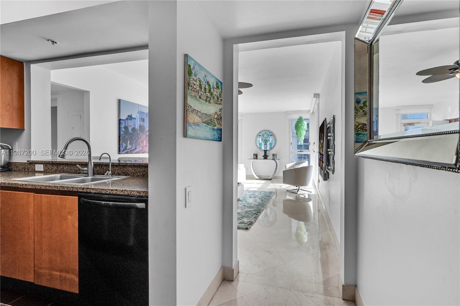 1500 Ocean Dr 907 photo 2