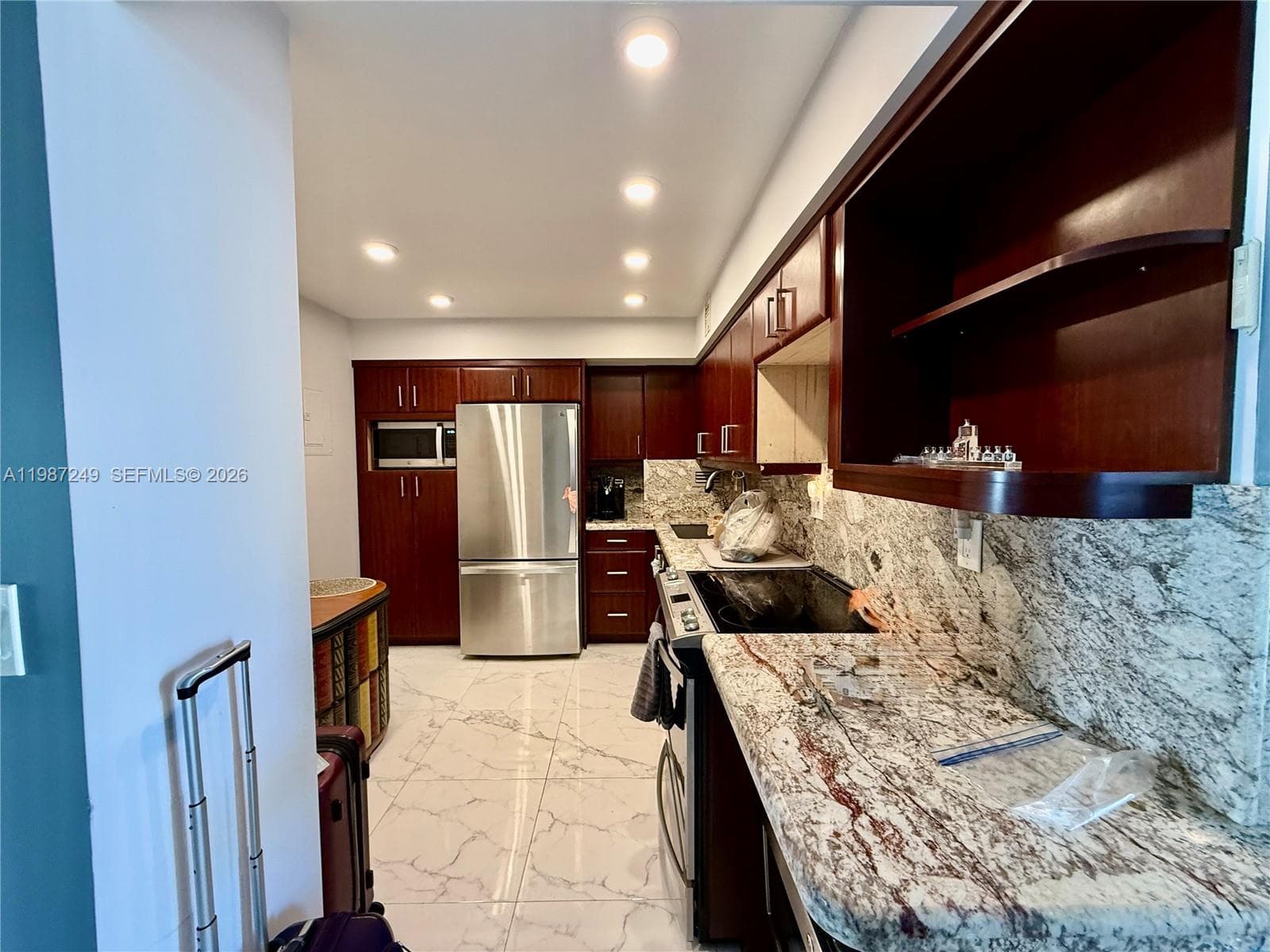 3180 Ocean Dr 509 photo 12