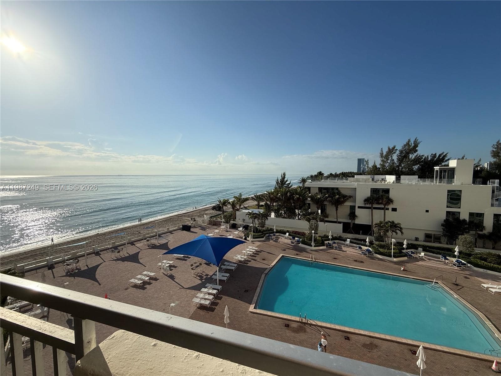 3180 Ocean Dr 1