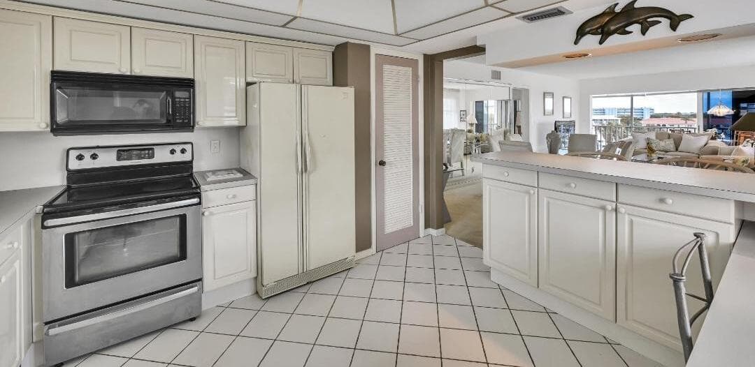 907 Marina Drive #401 4