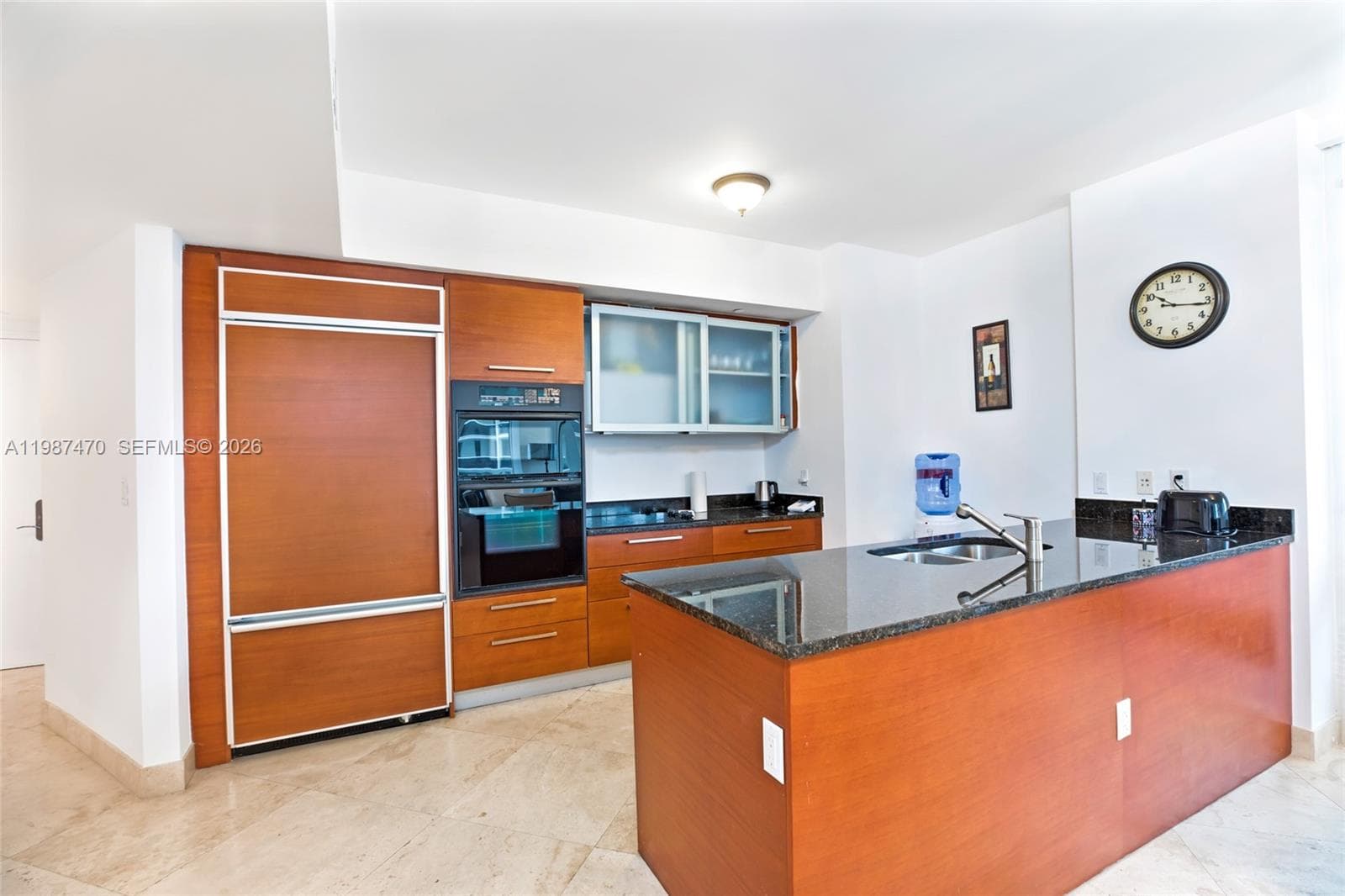 1830 Ocean Dr 4