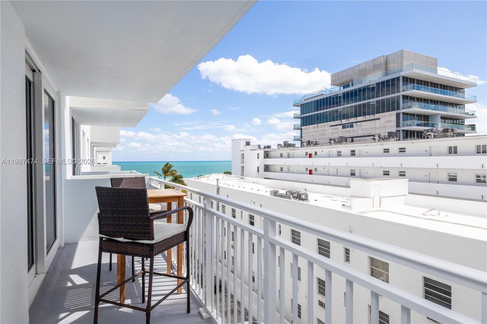 345 Ocean Dr 607 photo 9