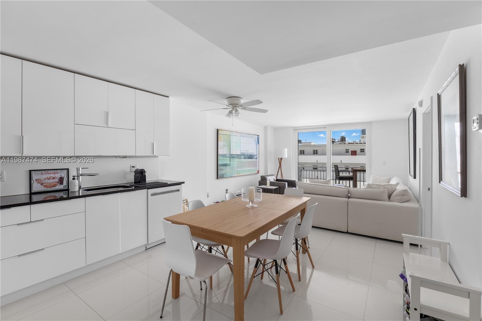 345 Ocean Dr 607 photo 11