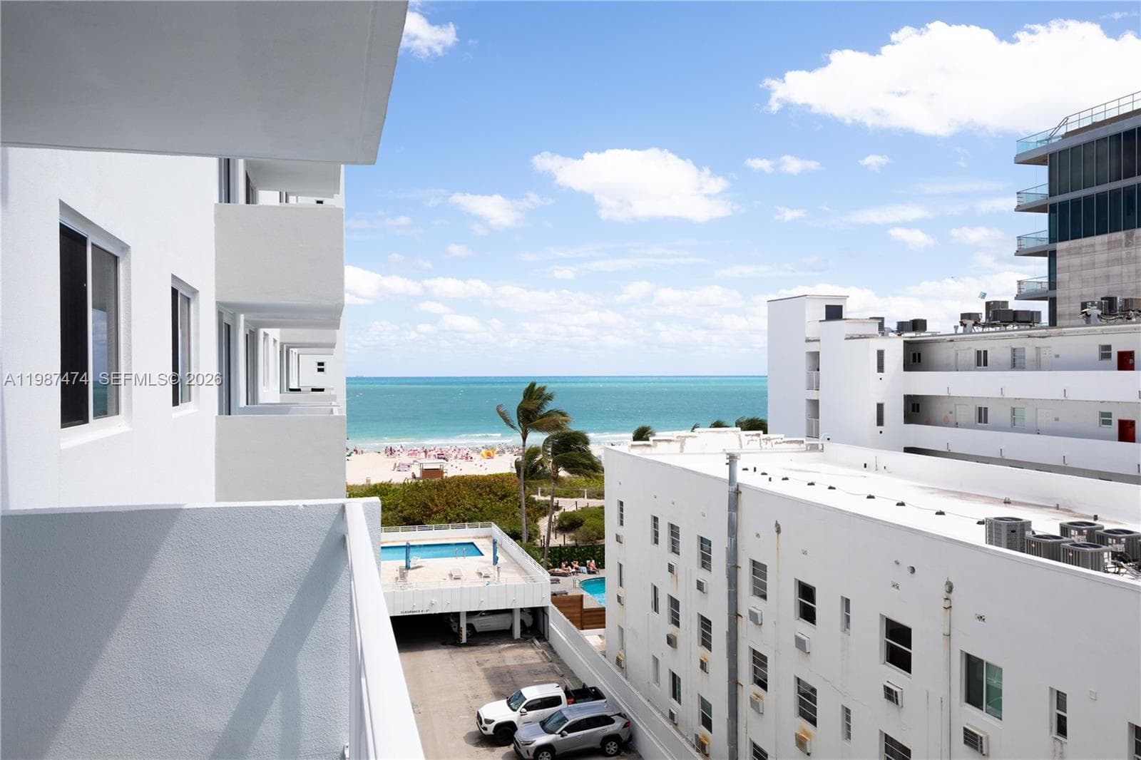 345 Ocean Dr 607 photo 19