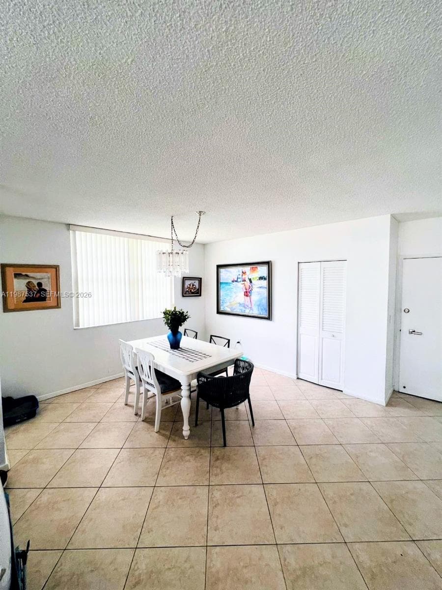 300 Bayview Dr 915 photo 5