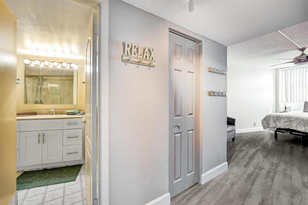 100 Golden Isles Drive #815 5