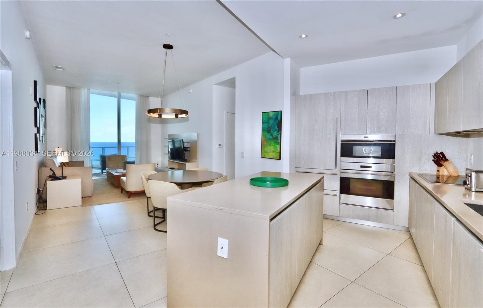 4111 Ocean Dr 5