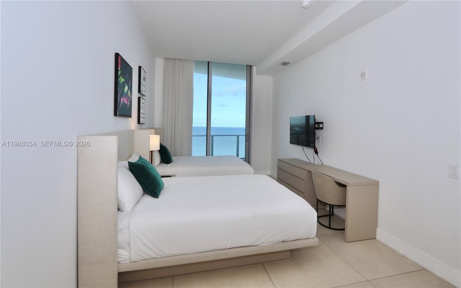 4111 Ocean Dr UPH8 photo 25