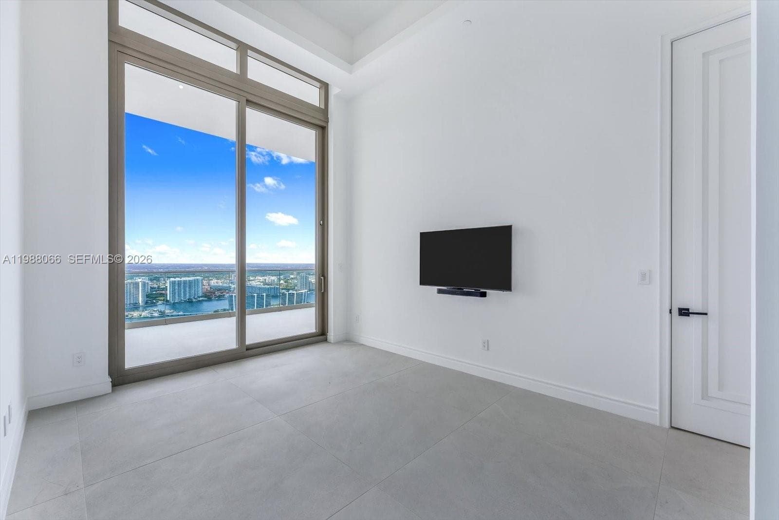 17901 Collins Ave PH-01 photo 20
