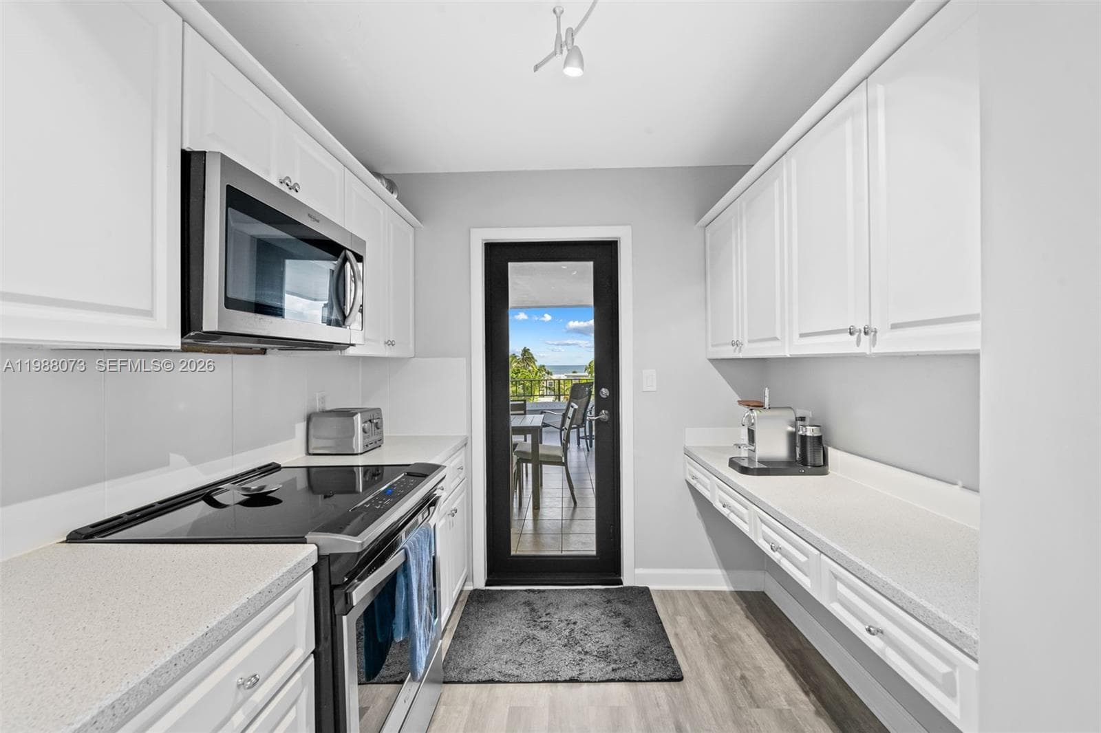 1401 Ocean Blvd 407 photo 7