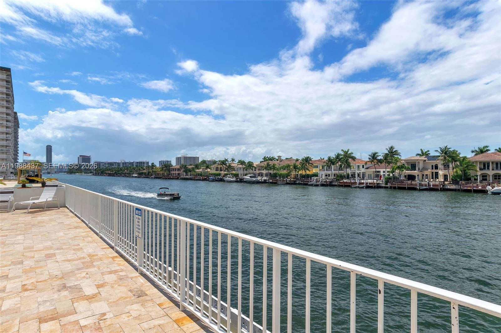 1400 S Ocean Dr 804 photo 20