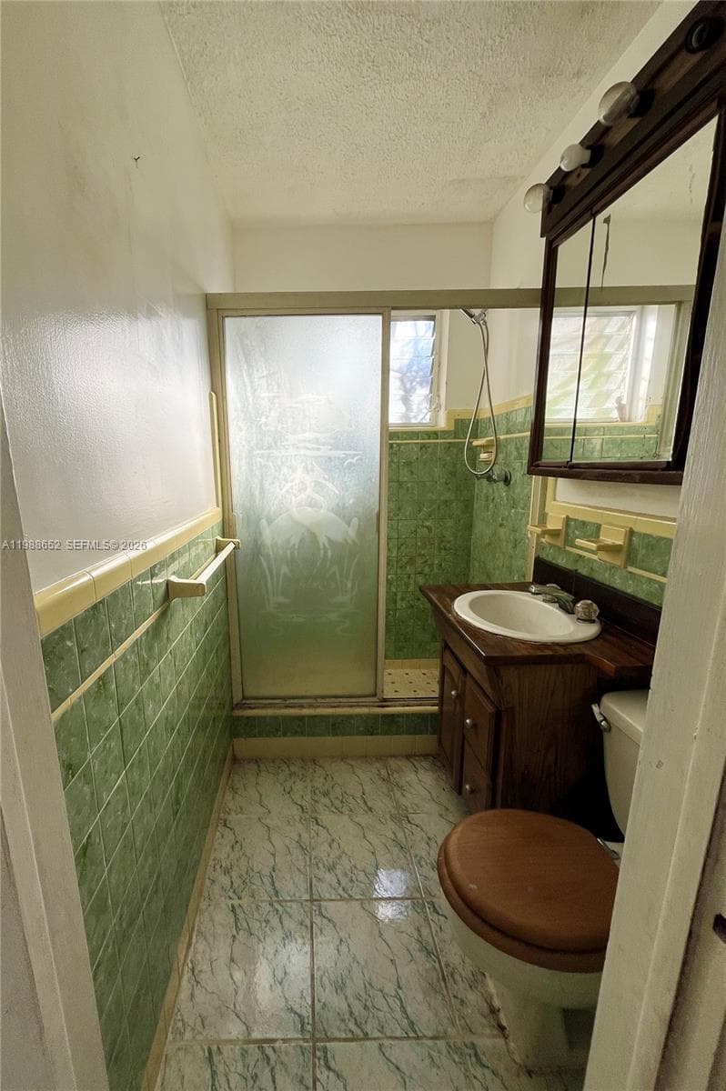 1004 Mandarin Isle photo 12