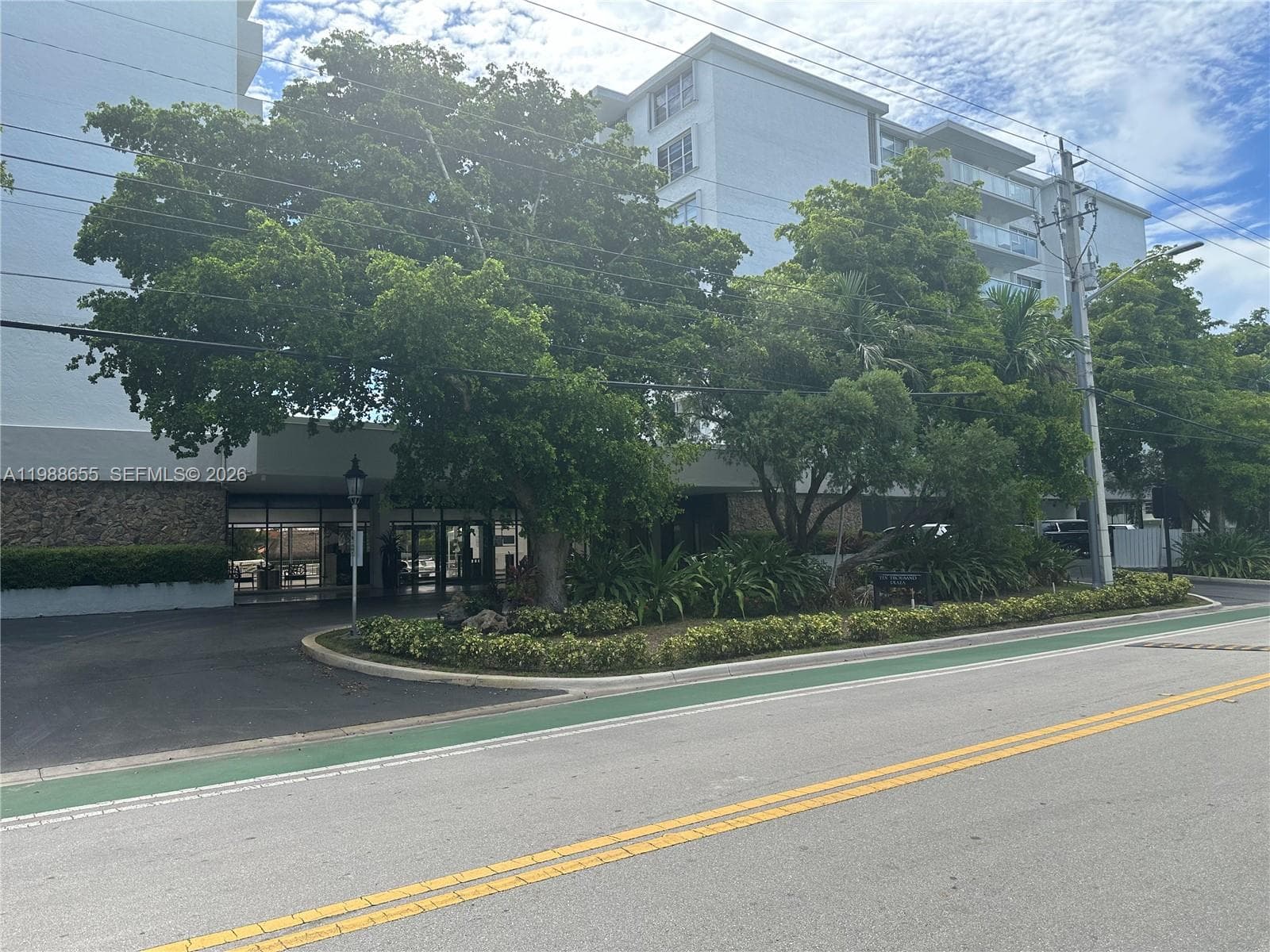 10000 W Bay Harbor Dr PH4 photo 2