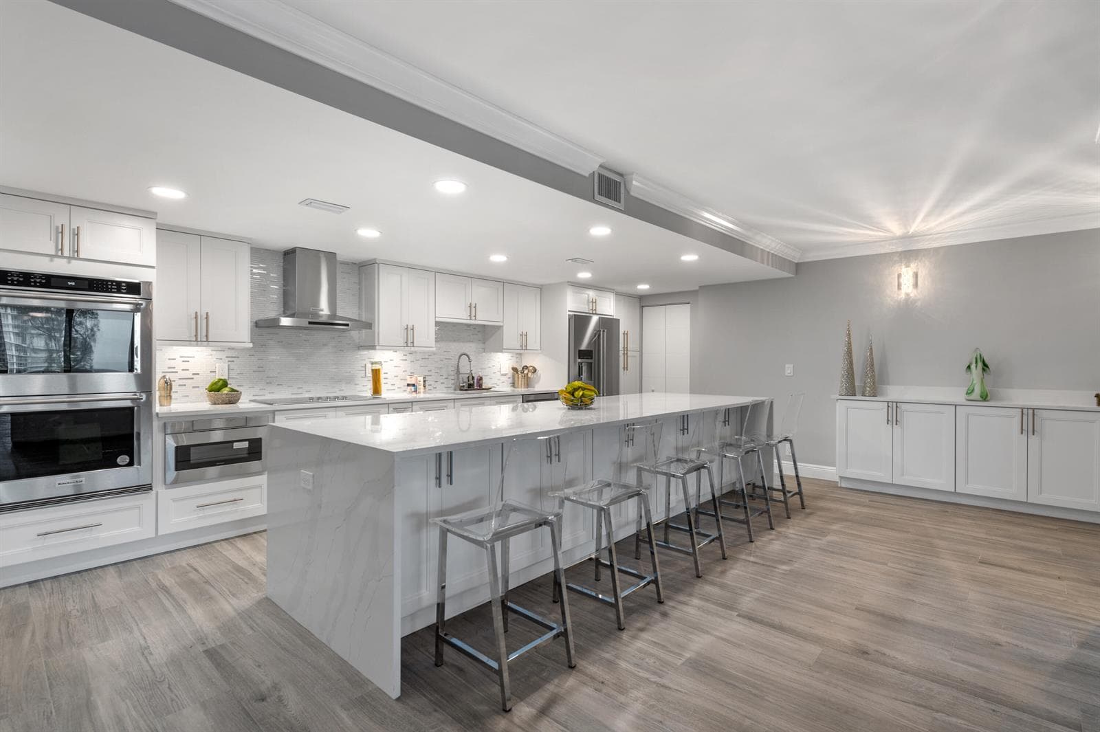 777 NE Bayshore Drive #705 1