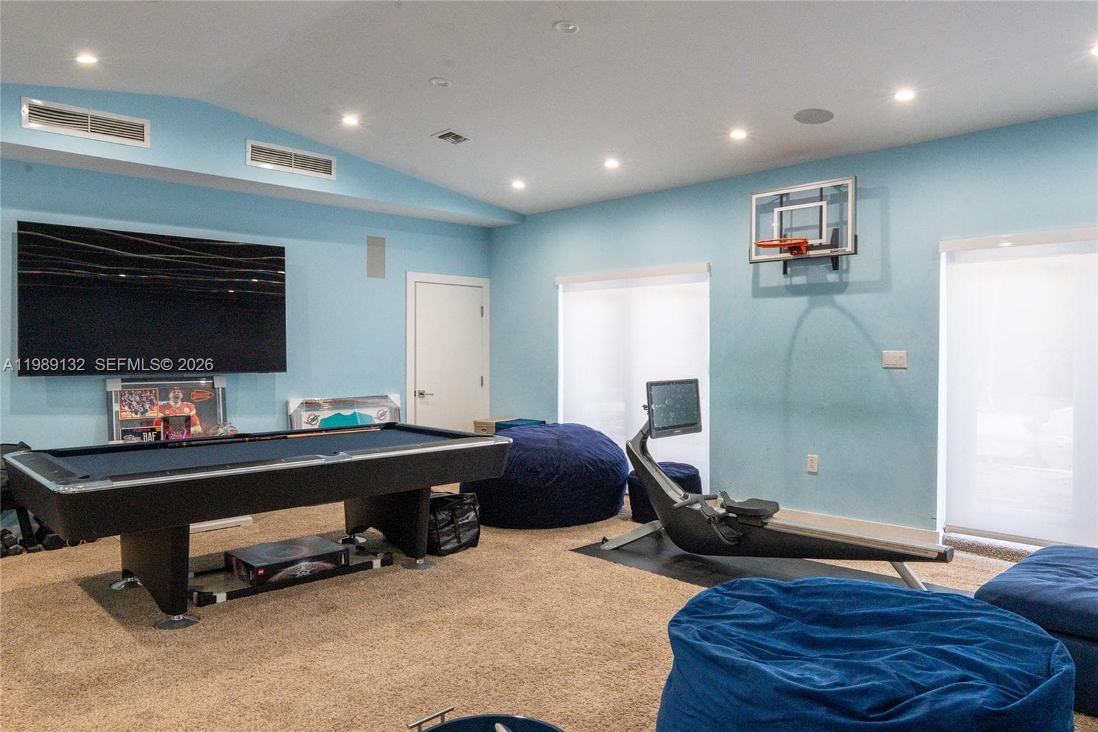 5005 Lakeview Dr photo 10