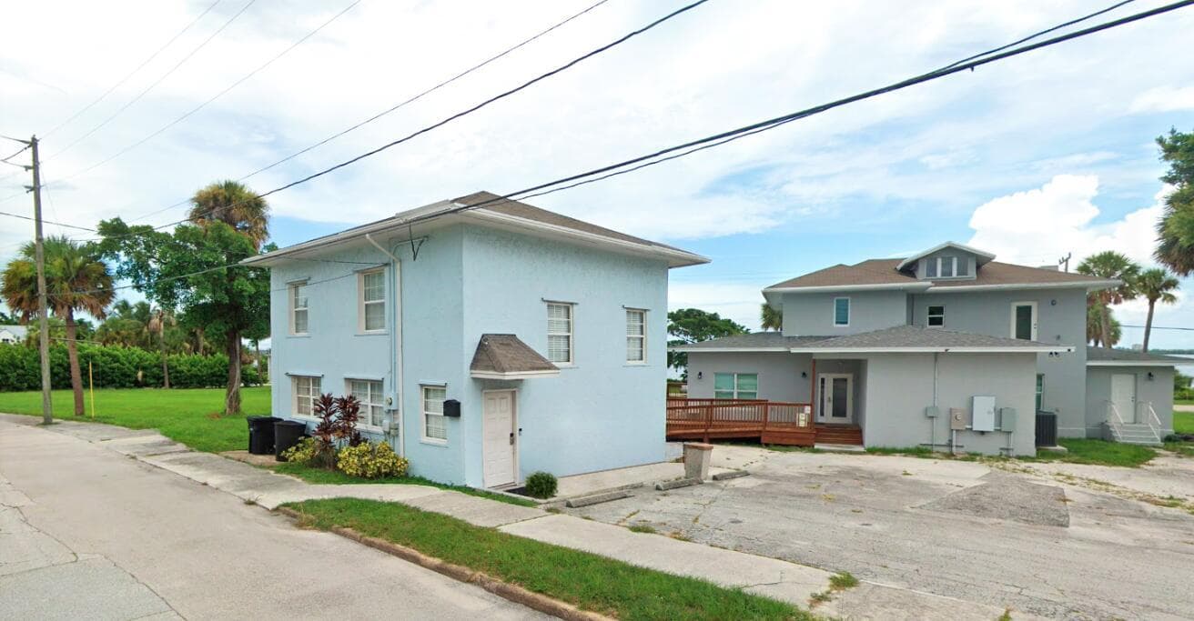 515 S Indian River Drive 2