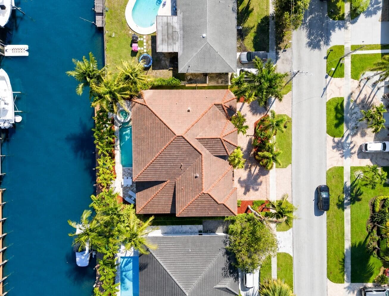 2221 NE 48th Court 2
