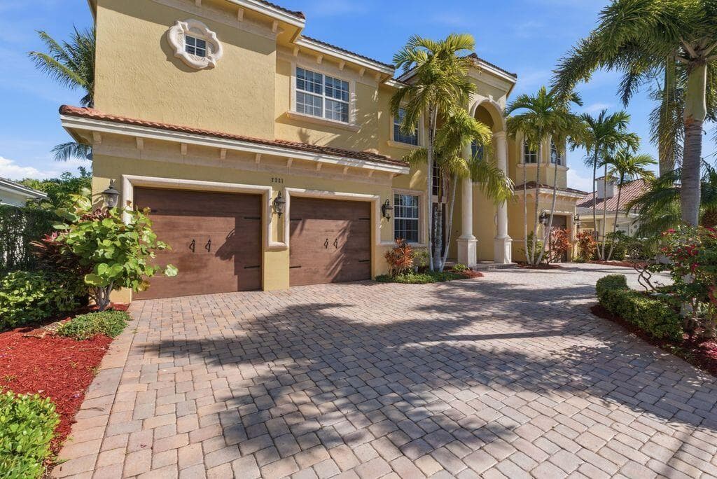 2221 NE 48th Court 5
