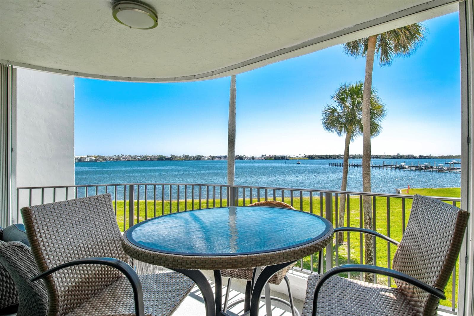 8200 Lakeshore Drive #202 4