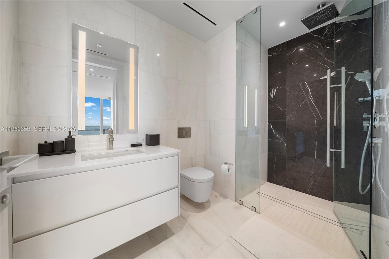 300 Biscayne Boulevard Way 3005W photo 23