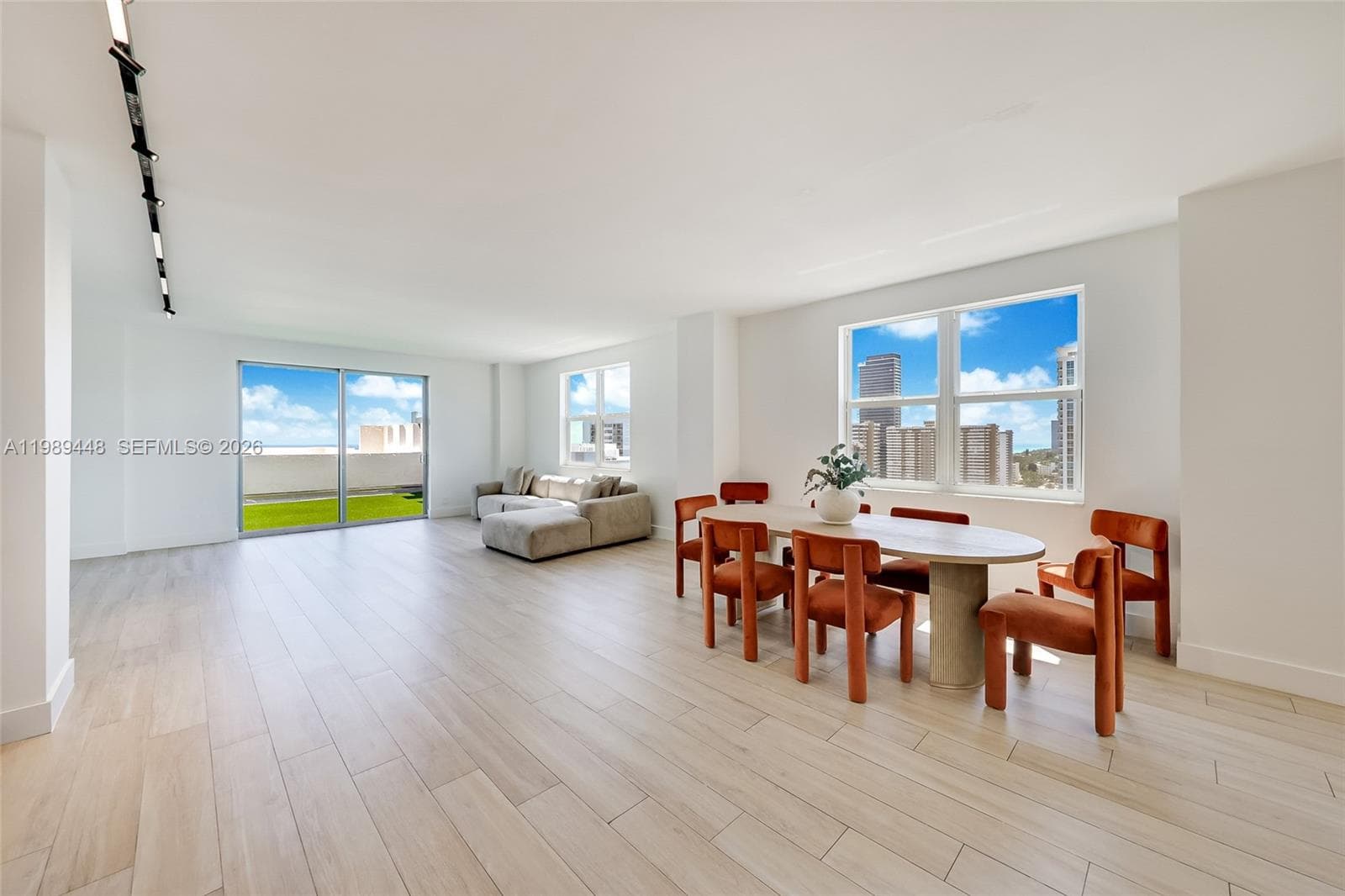 1865 Ocean Dr 2