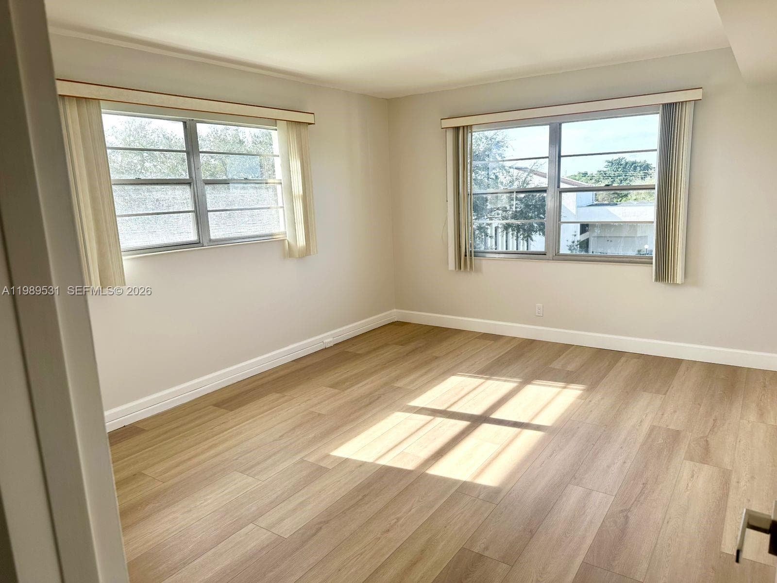 4098 Yarmouth  E 4