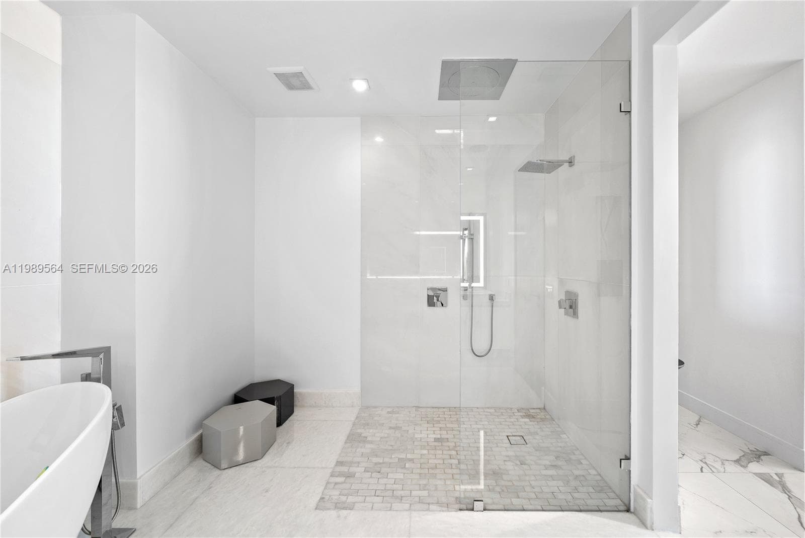 300 Sunny Isles Blvd 4-TS-03 photo 23