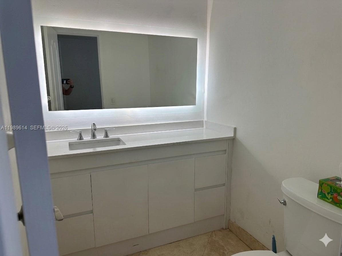 9341 E Bay Harbor Dr 6C photo 15