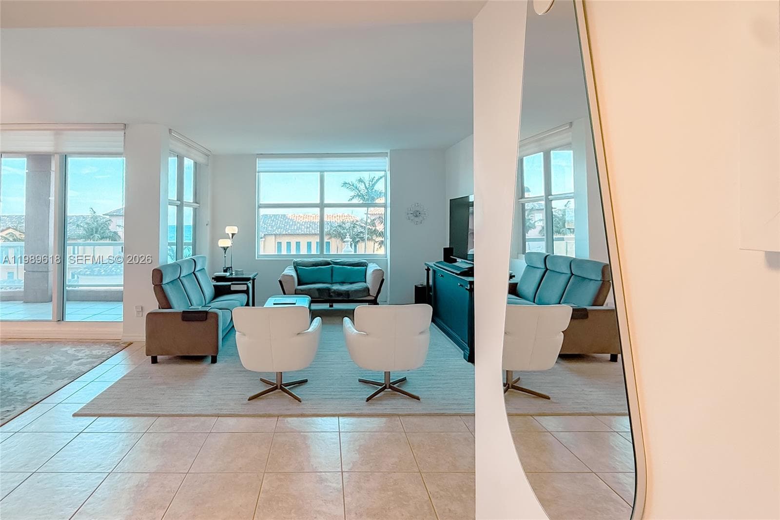 2100 Ocean Blvd 4