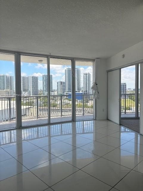 1750 N Bayshore Dr 1714 photo 1