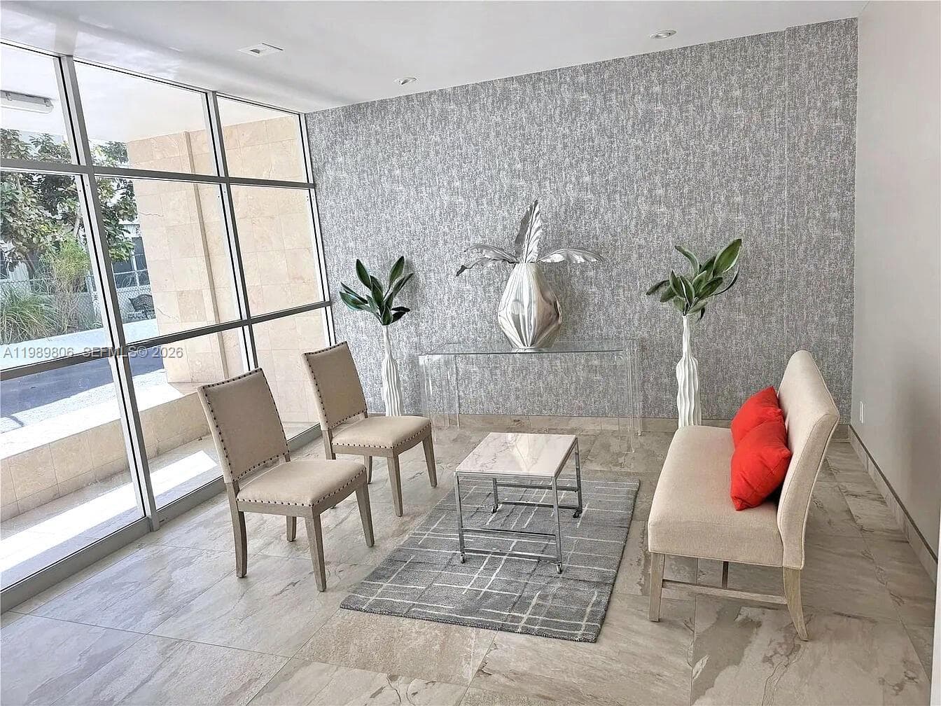 3113 S Ocean Dr 504 photo 4