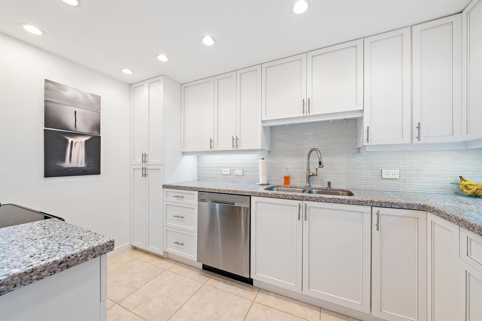 5420 N Ocean Drive Ph2 photo 10