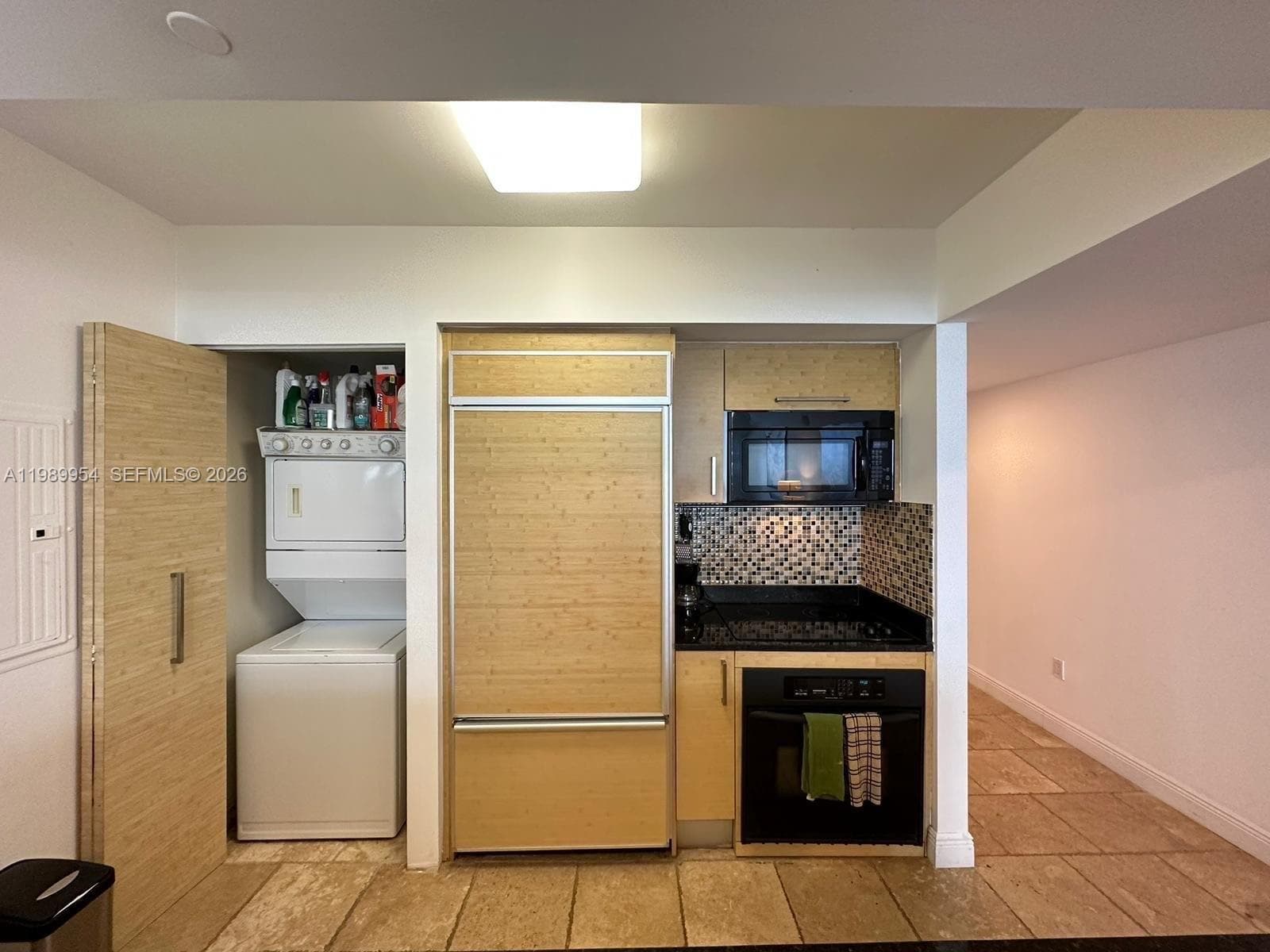 1830 Ocean Dr 4010 photo 15