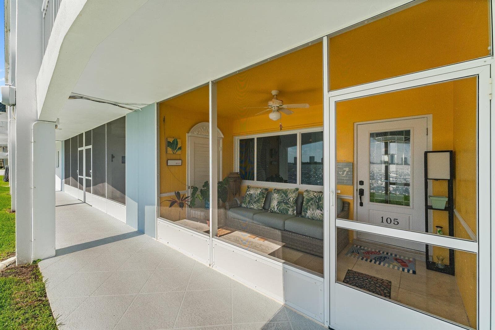 100 Shore Court #105 4